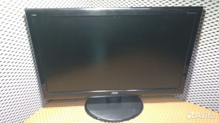 Широкоформатный ЖК монитор AOC E2450Swda 24