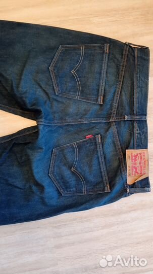 Джинсы Levis,colins