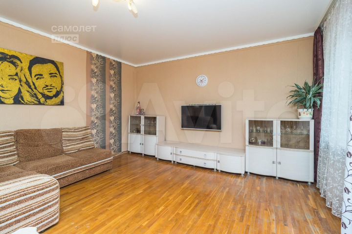 3-к. квартира, 77,7 м², 1/2 эт.