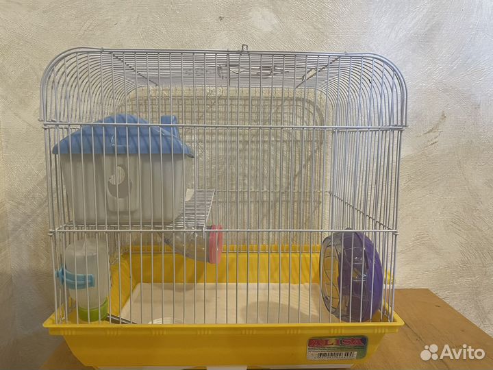 Клетка для хомяка с домиком и поилкой