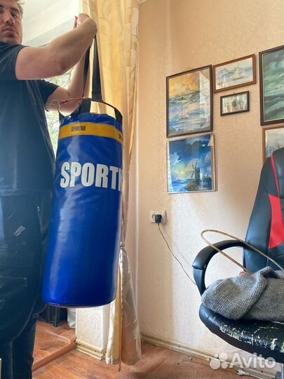 Боксерская груша подвесная