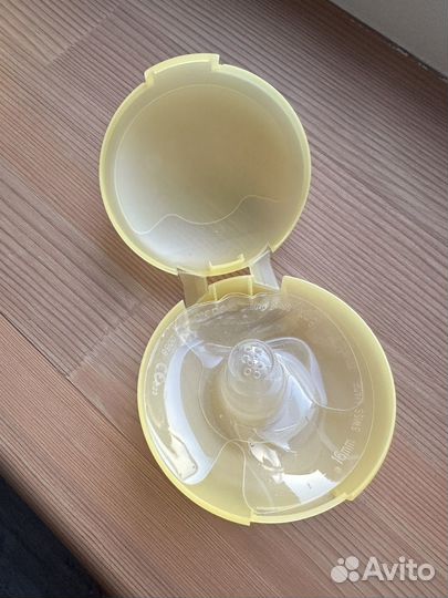 Накладки на грудь medela