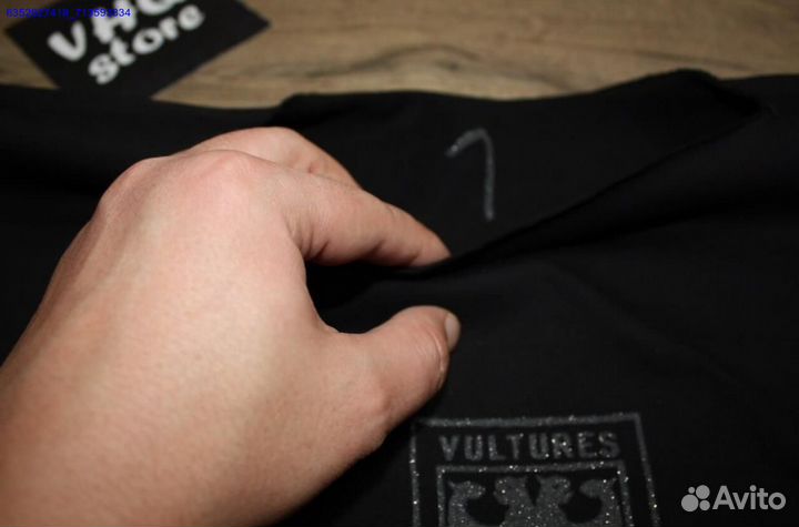 Лонгслив Vultures