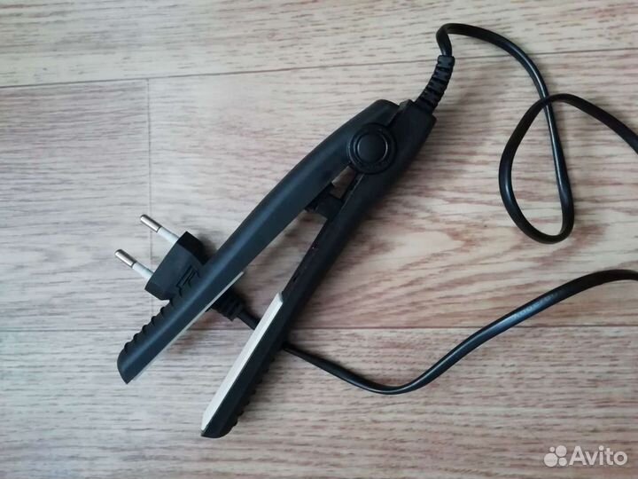 Выпрямитель для волос