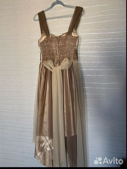 Платье вечернее