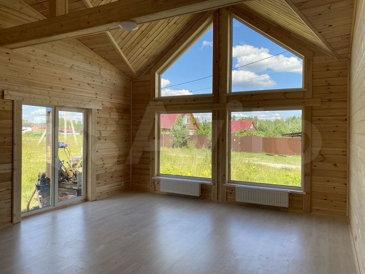 Дом 114 м² на участке 6,7 сот.