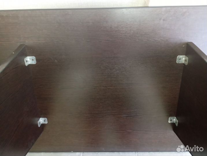 Кухонный стол