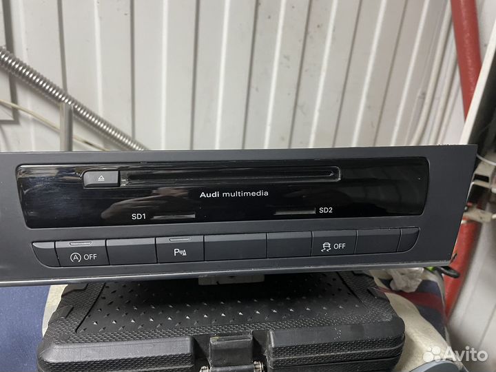 Мультимедийная система А6 С7