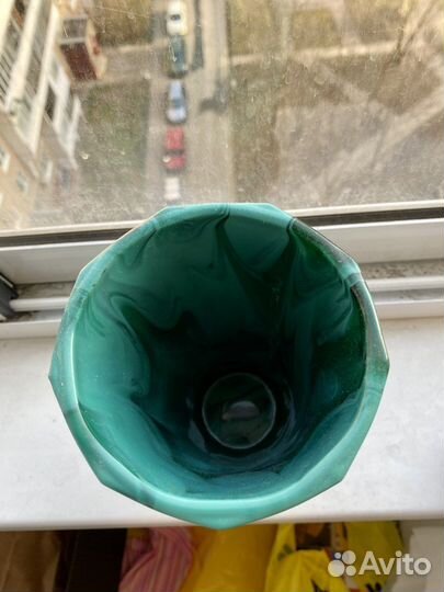 Ваза малахитовое стекло