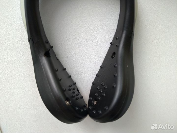 Светодиодный браслет на обувь