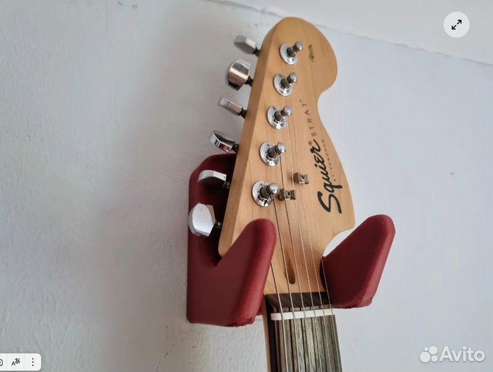 Настенное крепление для гитары