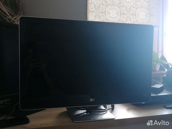 Монитор hp