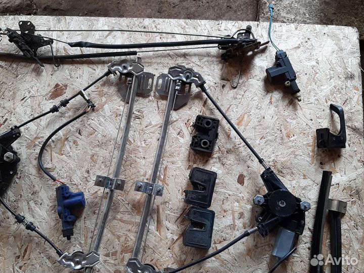 Комплект стеклоподьемников