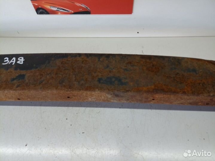 Усилитель заднего бампера (Pontiac Vibe)