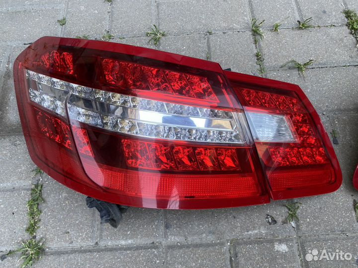 Mercedes w212 задний фонарь