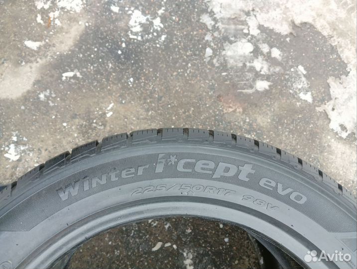 Hankook Winter I'Cept Evo 225/50 R17 98V