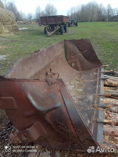 Задний ковш на трактор