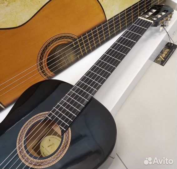 Valencia VC104BK Гитара классическая