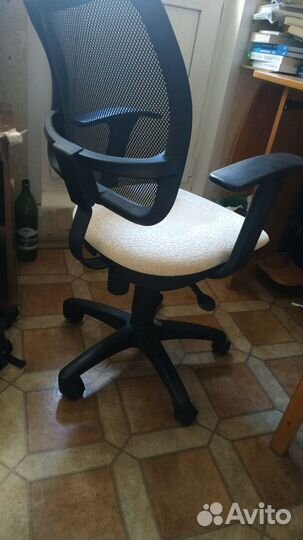 Стул кресло офисное