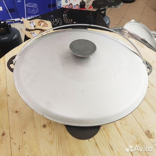 Казан чугунный походный с алюминиевой крышкой 8 л