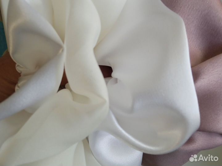 Резинка для волос из шифона