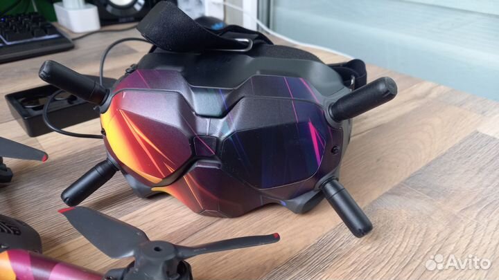 Квадрокоптер DJI FPV