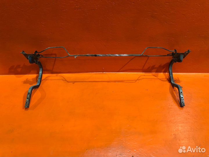 Петля багажника nissan sunny *B13