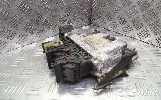 Блок управления двс ford focus 3 (ONI21PC01)