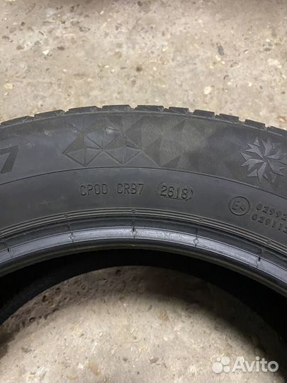 Continental ContiVikingContact 7 225/55 R17