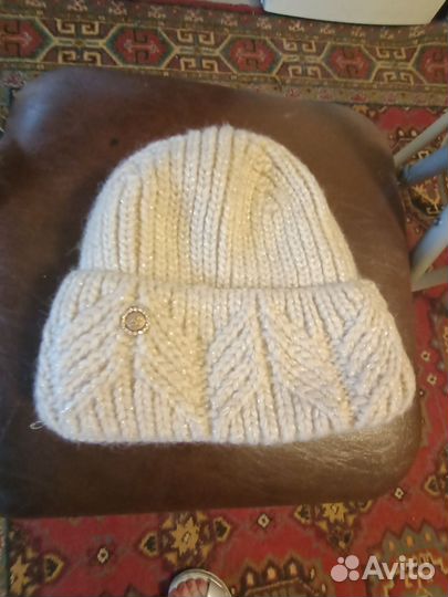 Шапка вязанная женская