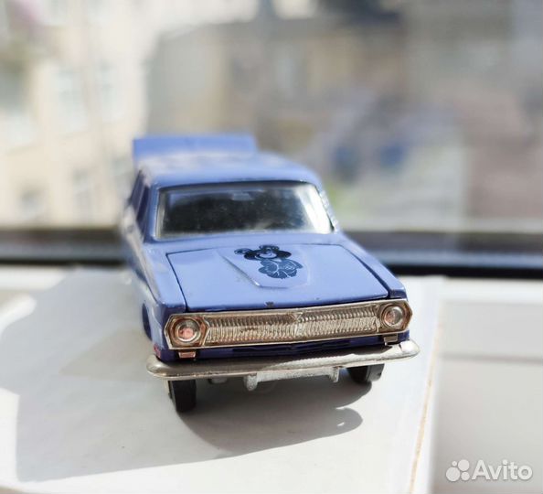 Волга газ 24 олимпийская 1:43 Модель СССР