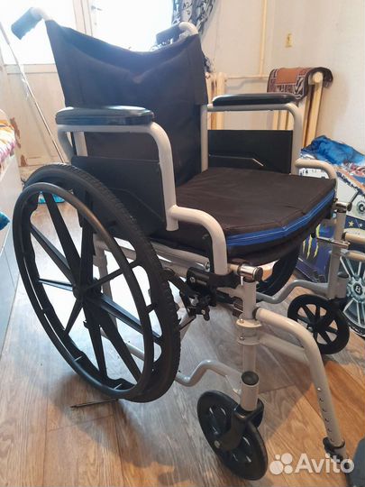 Ивалидное кресло каталка