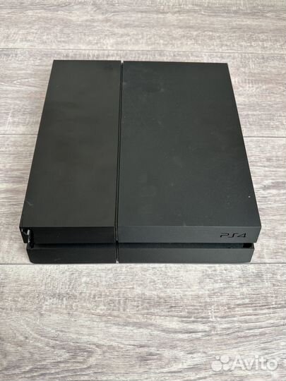 Sony PlayStation 4