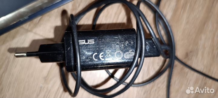 Планшет-нетбук Аsus Pad TF300T