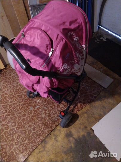 Прогулочная коляска. Детская. 2 шт