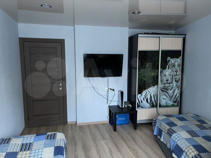 4-к. квартира, 79 м², 2/9 эт.