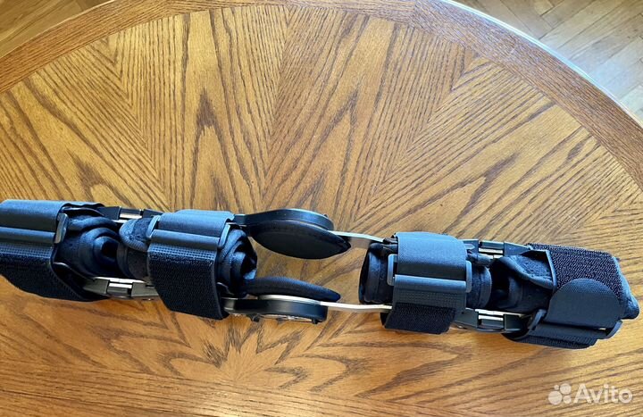 Ортез на коленный сустав жесткий, шарнирный бандаж