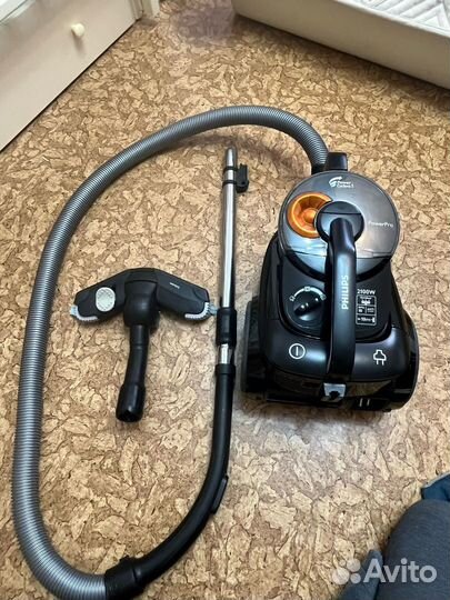 Пылесос Philips Power Pro Cyclon 5