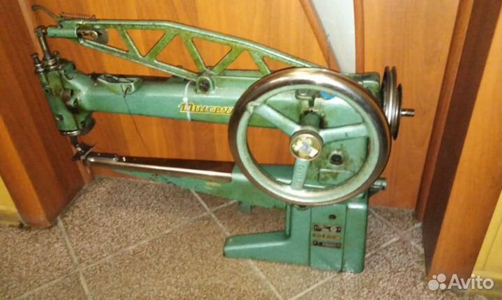 Рукавная швейная машинка для ремонта обуви