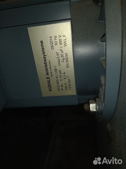 Вентилятор вытяжной KBT 200E4