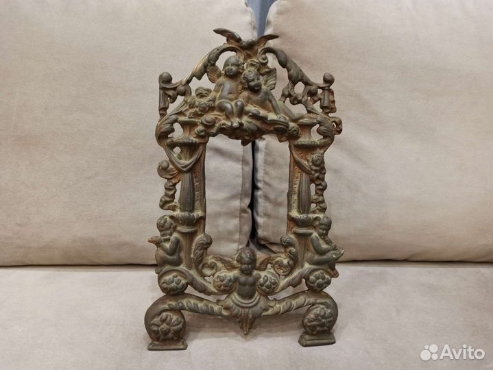 Рамка с путти, ангелами 19 век Бронза, золочение