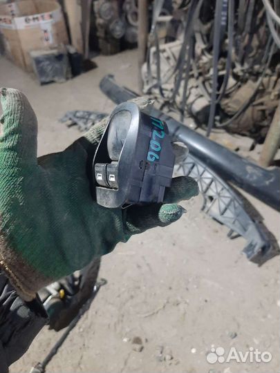 Пежо 206 кнопки стеклоподъёмника