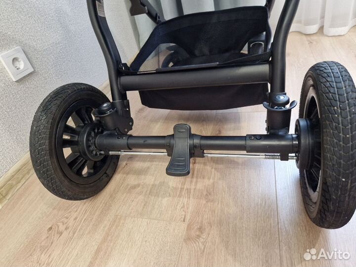 Коляска happy baby mommer