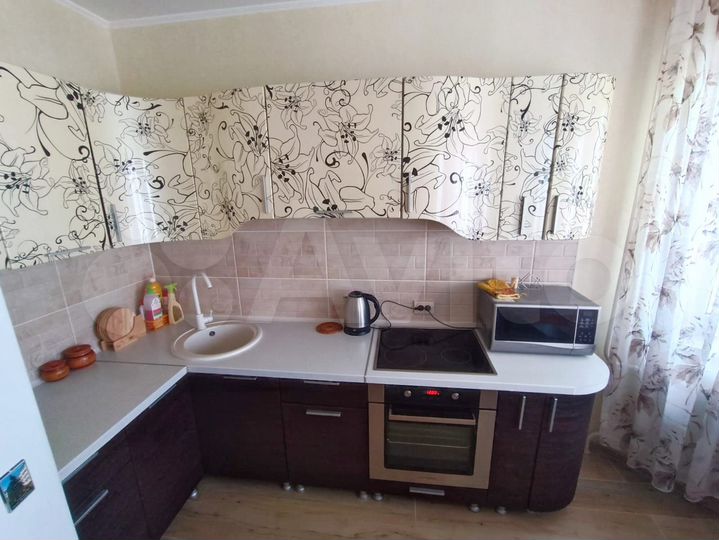 2-к. квартира, 56,4 м², 17/17 эт.