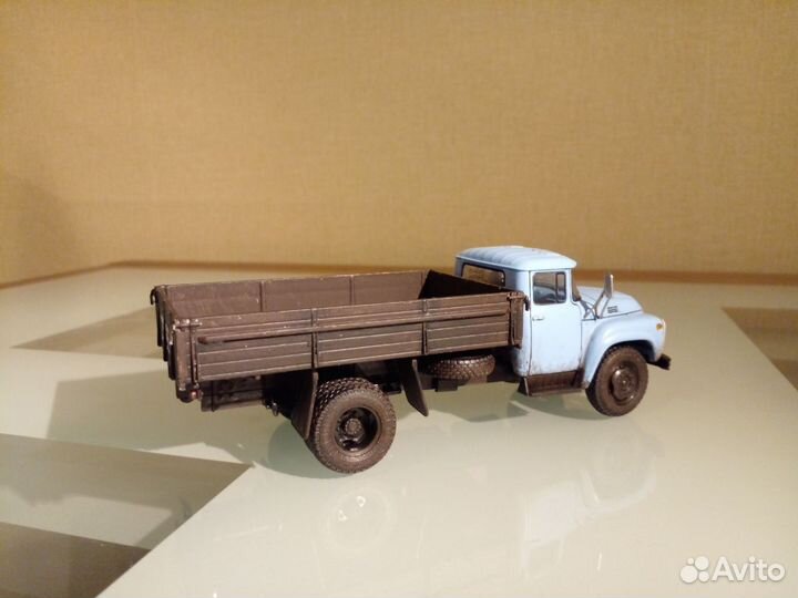 Масштабная модель ЗИЛ-130 (со следами эксплуатации