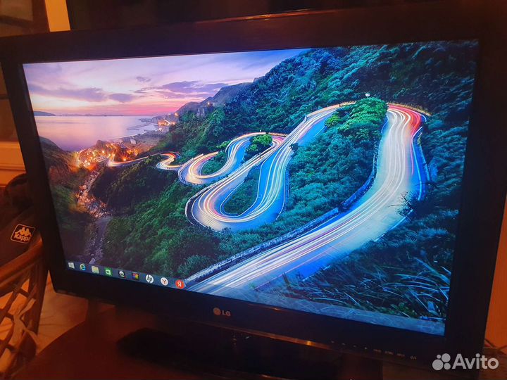 LED телевизор LG32 CS465