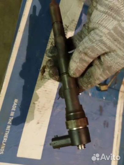 Форсунка топливная D4CB Hyundai Starex/KIA Sorento