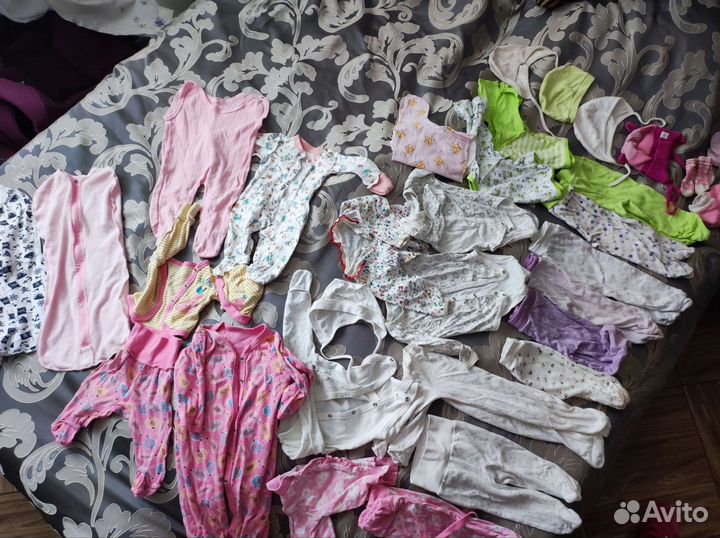 Большой пакет одежды для девочки 0-4 мес(32 вещи)
