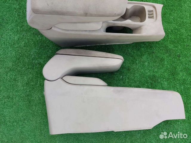 Высокий подлокотник Lancer 9/Cedia