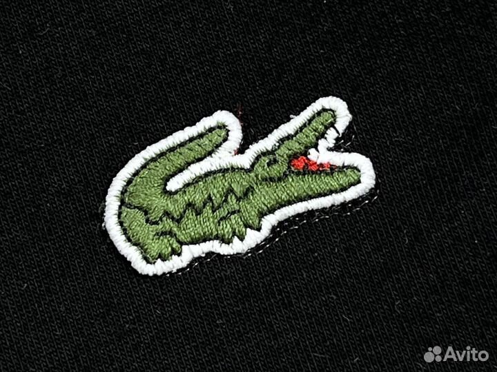 Шорты Lacoste